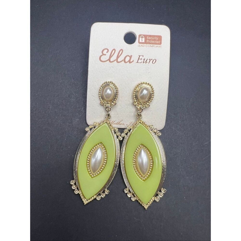 New! Ella Euro Green Marquise Gold Tone Faux Pearl Earrings